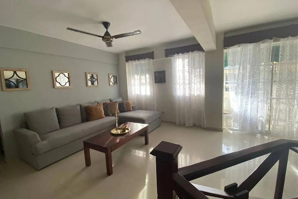 Lola'S Spacious Penthouse In The Heart Of La Romana